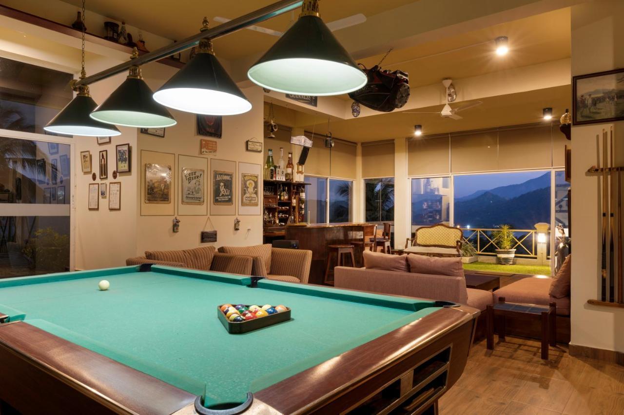 The Albatross, Kandy *