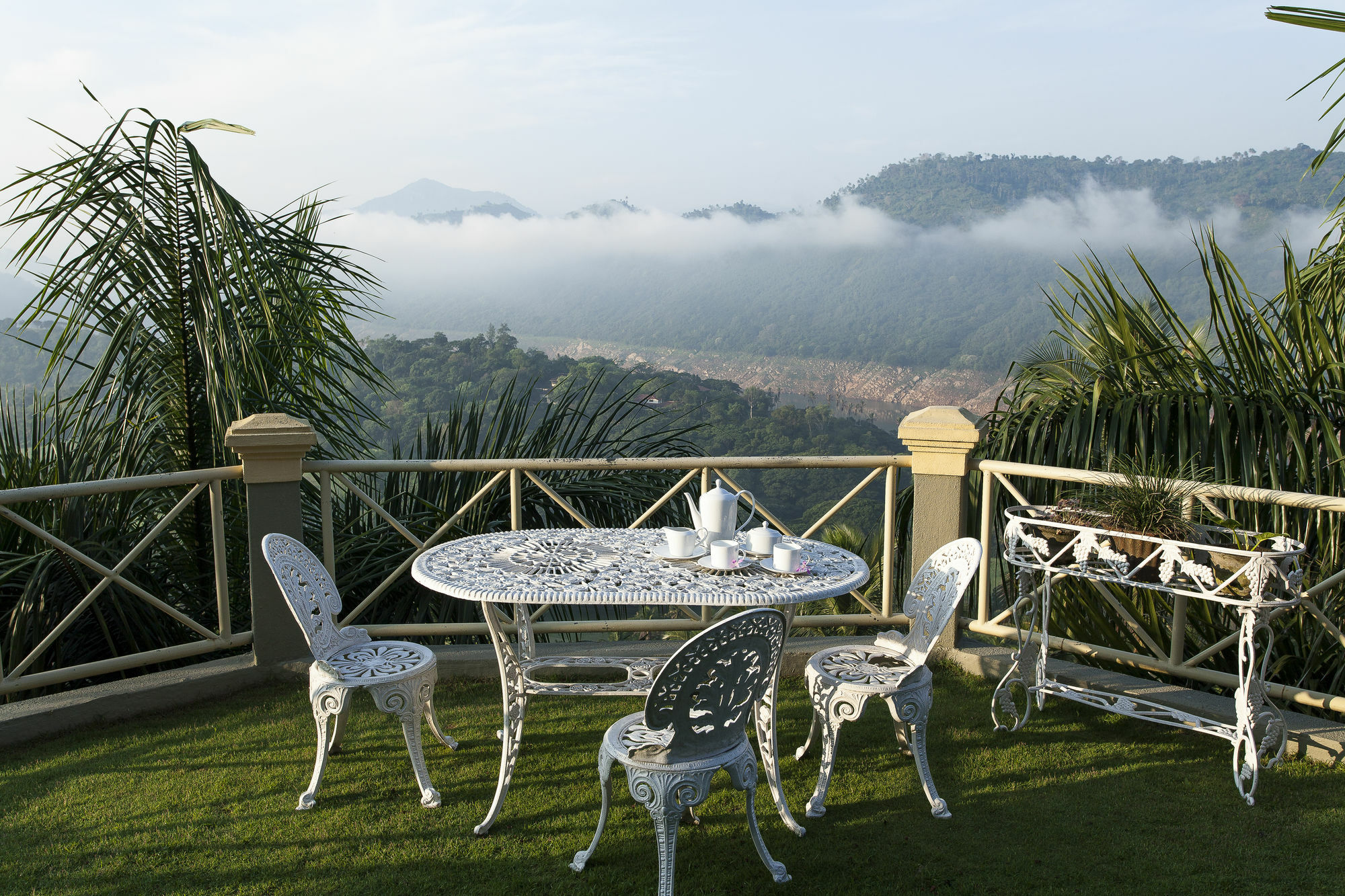 The Albatross, Kandy * Digana