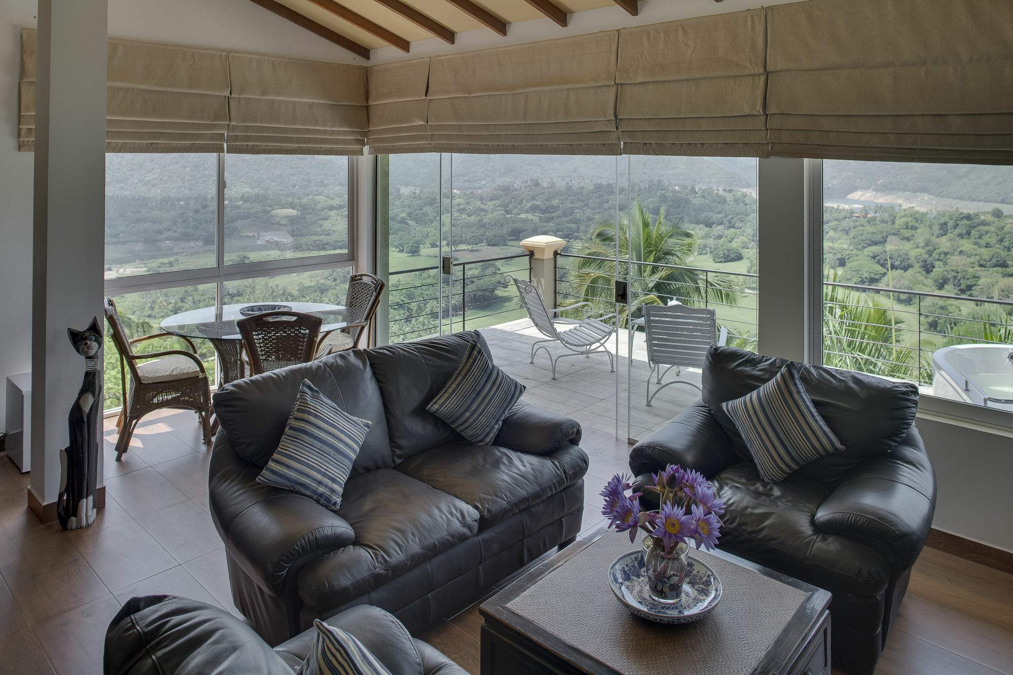 The Albatross, Kandy Villa *